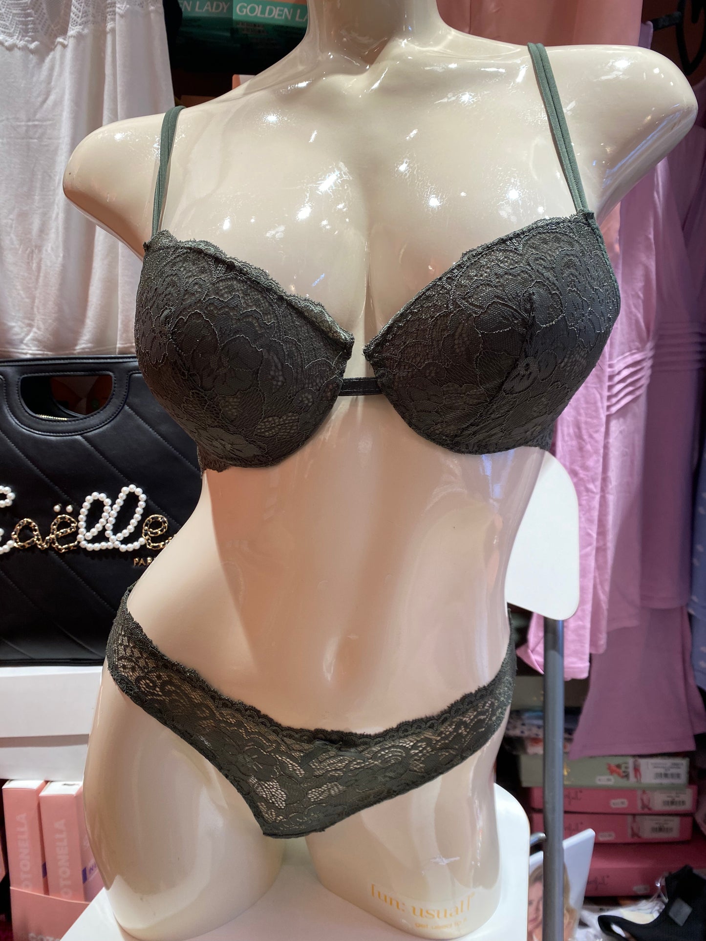 Completo verde bosco